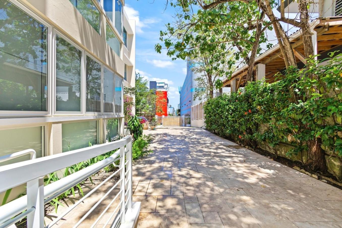 Hidden Gem In Miramar- Power Generator- Parking Apartment San Juan Luaran gambar