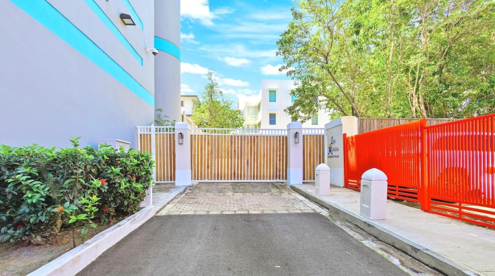 Hidden Gem In Miramar- Power Generator- Parking Apartment San Juan Luaran gambar